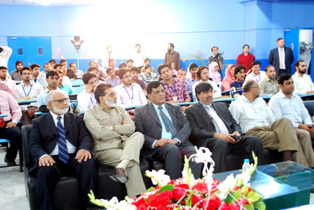 A view of the jam packed seminar room at UMT